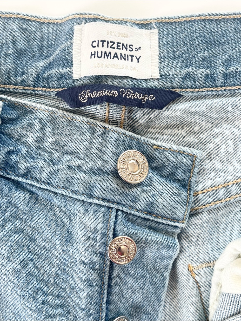 Citizens of Humanity Dahlia Bow Leg Baby Roll Jeans “Ribbon” Wash NWOT Size 28 - Picture 9 of 17